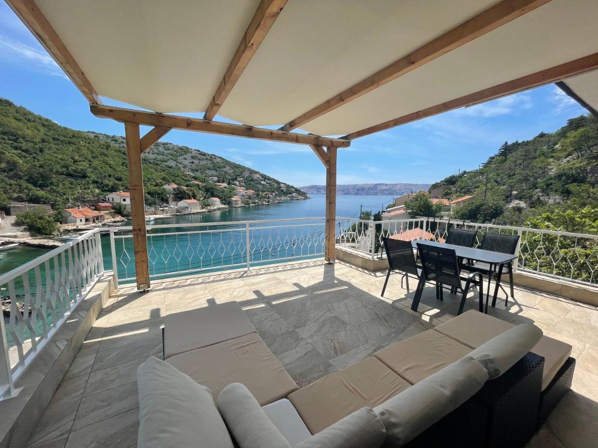 Apartmani Pulic Senj  Luaran gambar