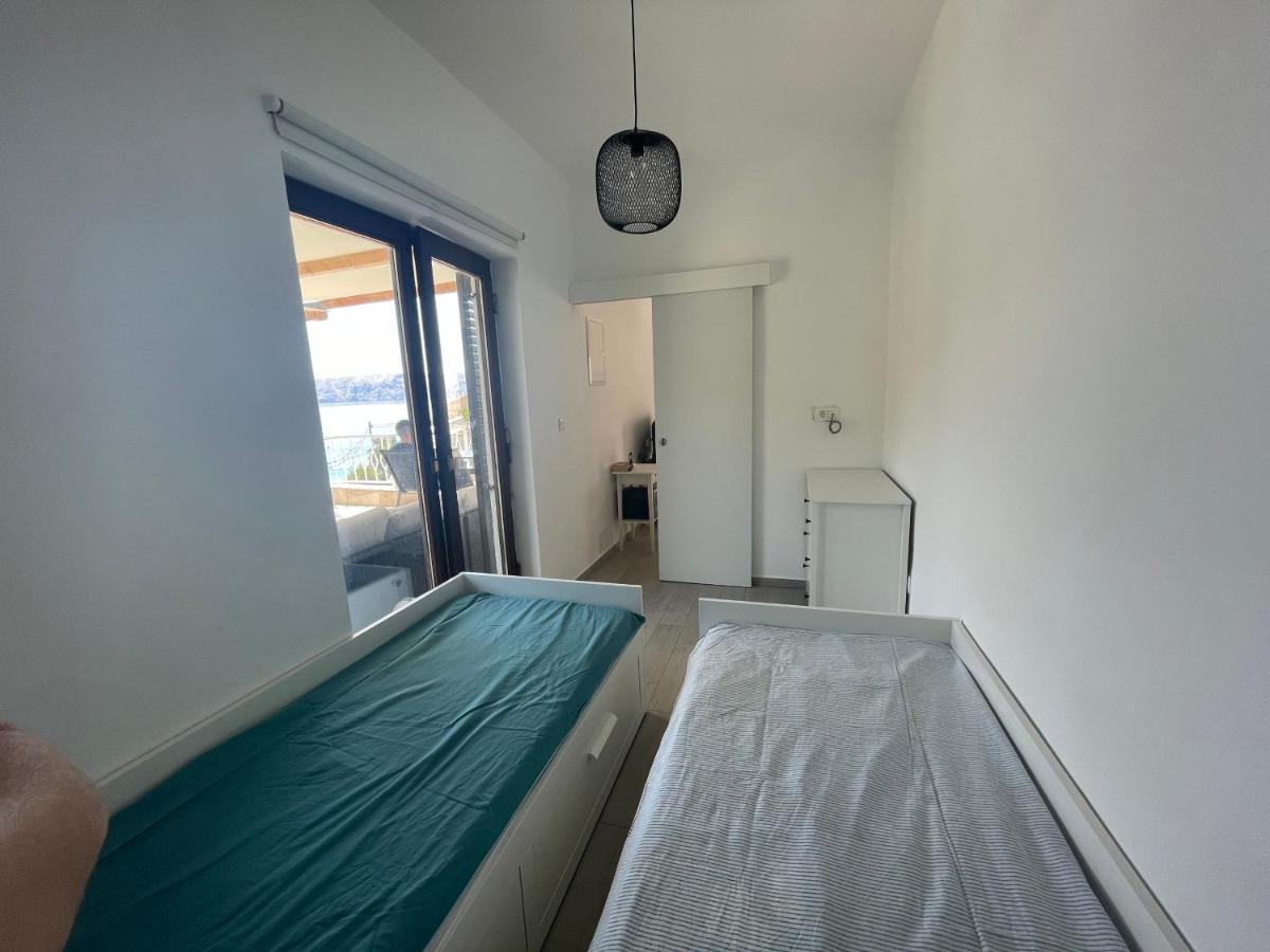 Apartmani Pulic Senj  Luaran gambar