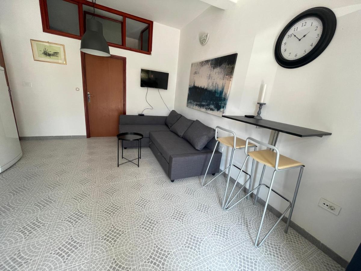 Apartmani Pulic Senj  Luaran gambar