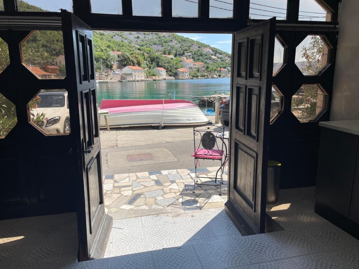 Apartmani Pulic Senj  Luaran gambar