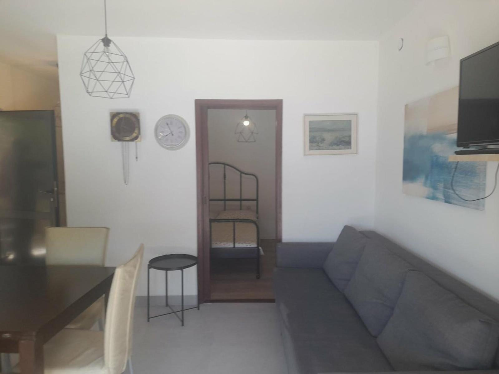 Apartmani Pulic Senj  Luaran gambar