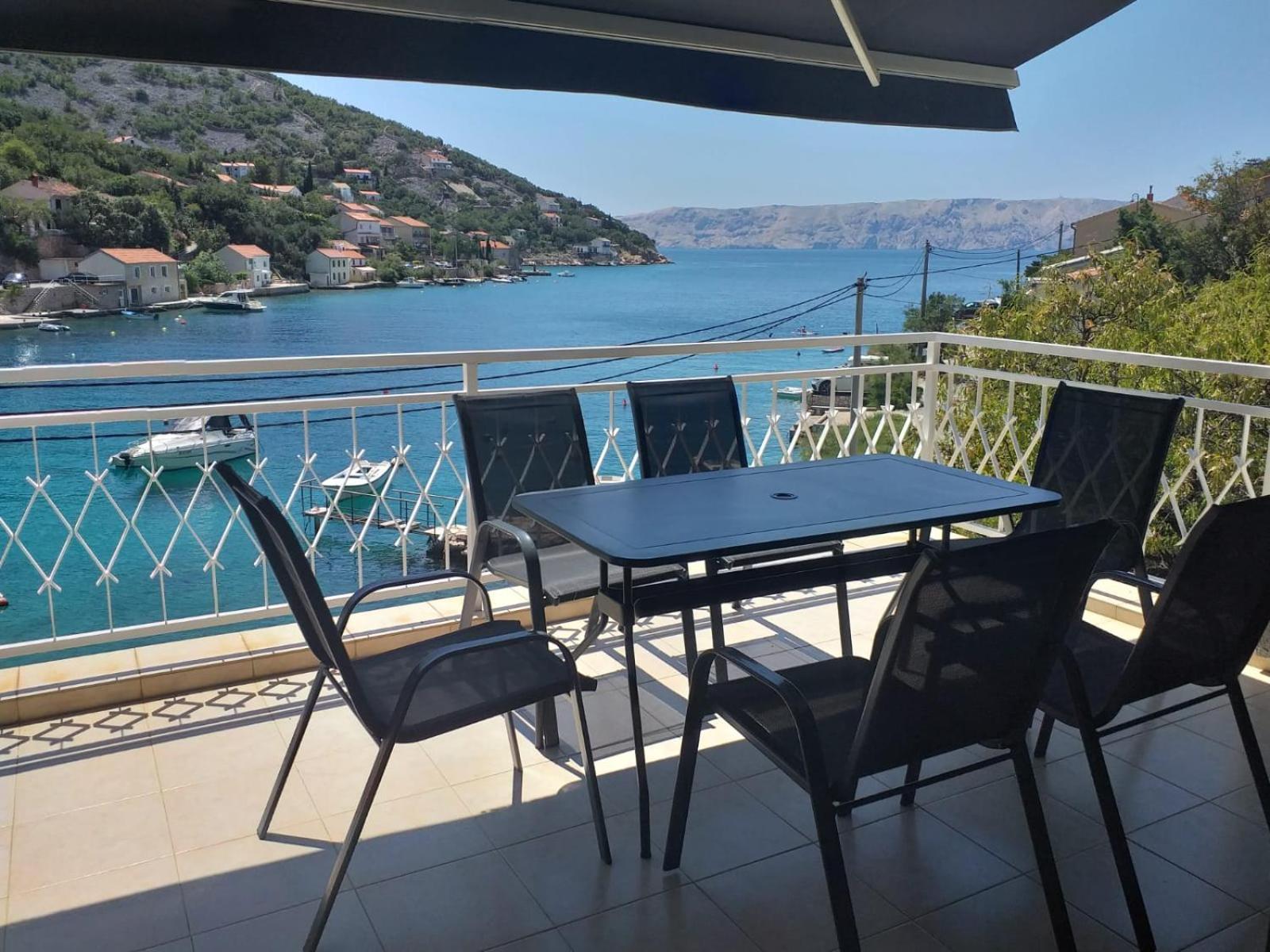 Apartmani Pulic Senj  Luaran gambar