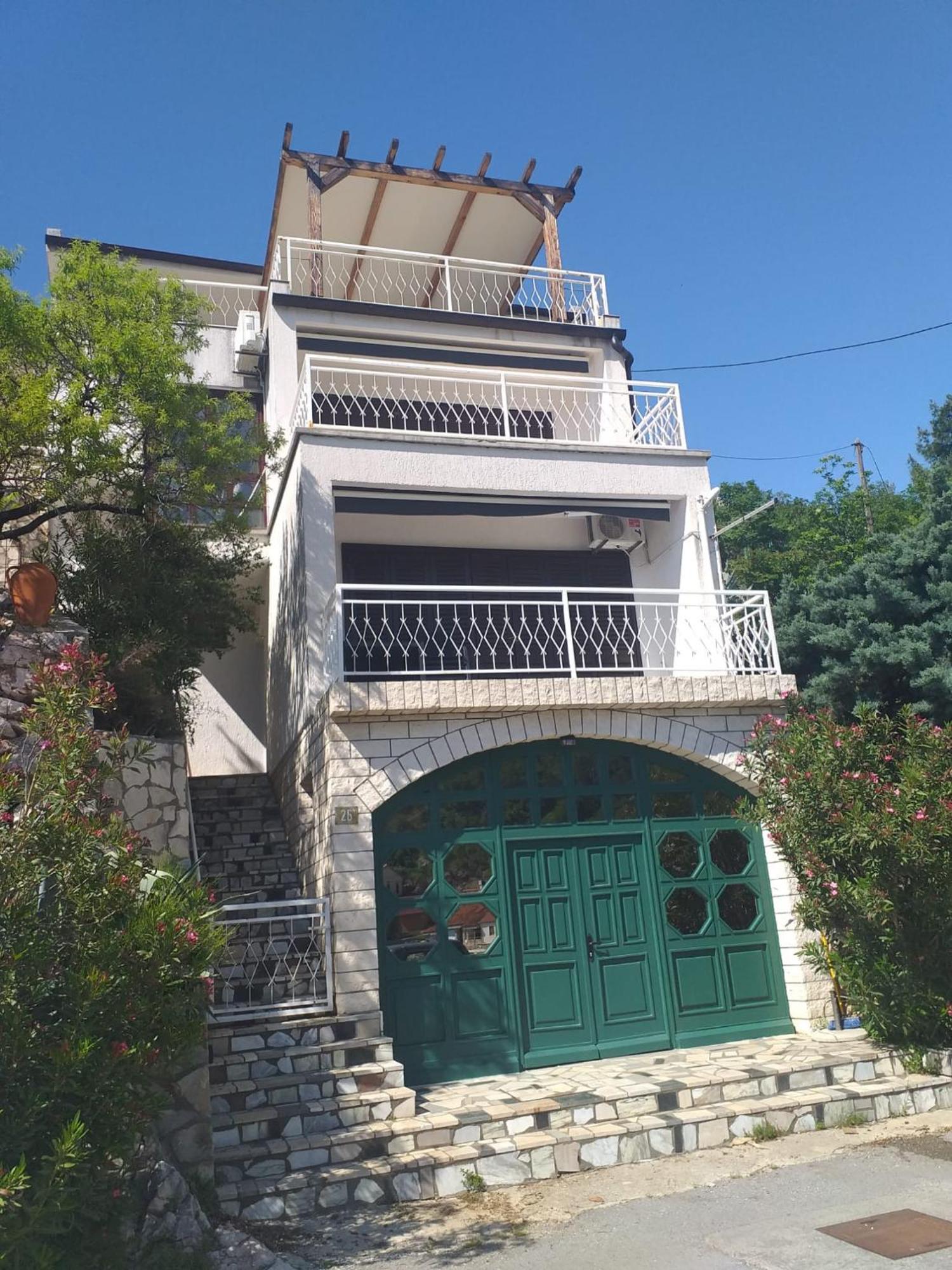 Apartmani Pulic Senj  Luaran gambar